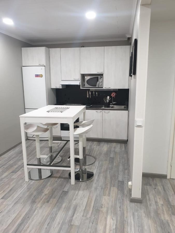 Alexi Apartments - Newly Renovated Apt In The Heart Of The City Near To Railway Station And Nokia Arena Tampere Exterior foto