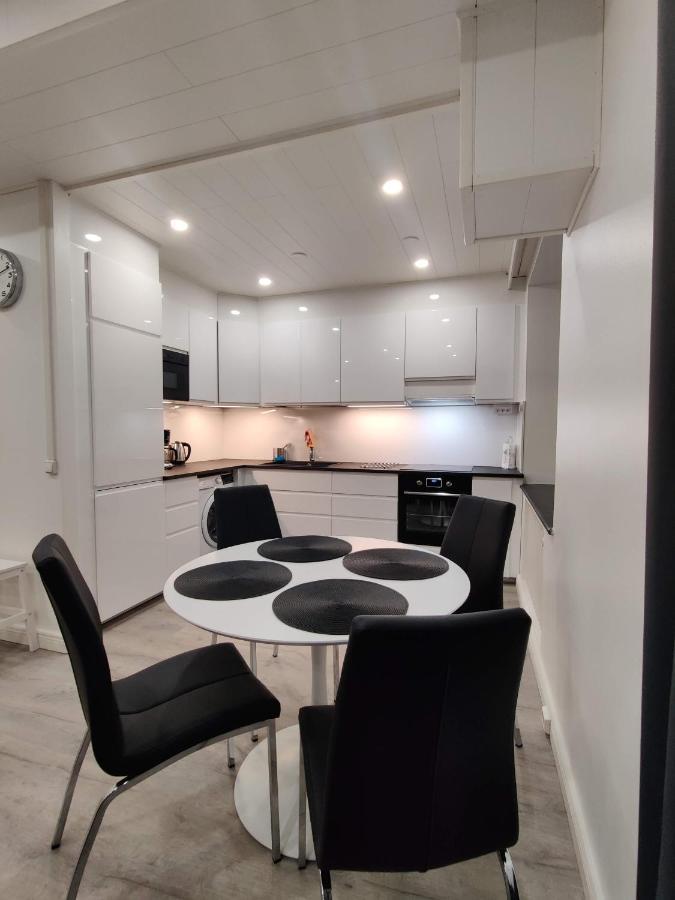 Alexi Apartments - Newly Renovated Apt In The Heart Of The City Near To Railway Station And Nokia Arena Tampere Exterior foto